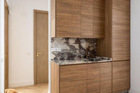Dzīvoklis pārdošanā Madrid, Spānijā 2 istabas, 73 m2 Nr. 180046 - attēls 6