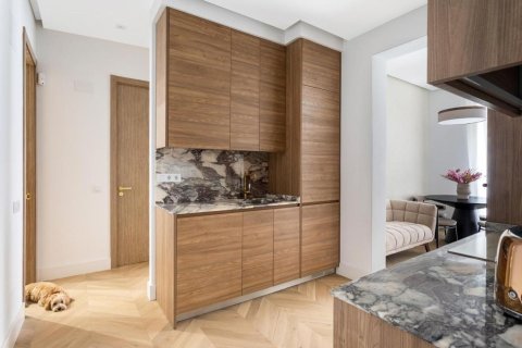 Dzīvoklis pārdošanā Madrid, Spānijā 2 istabas, 73 m2 Nr. 180046 - attēls 7