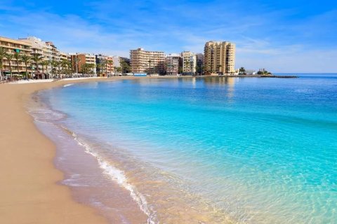 Huvila myytävänä Algorfa, Alicante, Espanja, 4 makuuhuonetta, 155 m2 No. 136443 - kuva 11