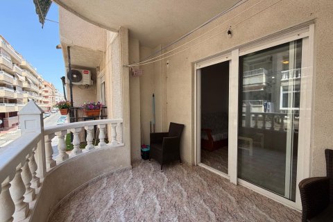Квартира в Торревьеха, Аликанте, Испания 2 спальни, 85м2 №196081