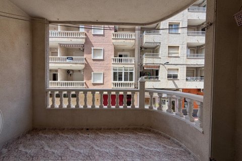 Продажа квартиры в Торревьеха, Аликанте, Испания 2 спальни, 85м2 №196081 - фото 2