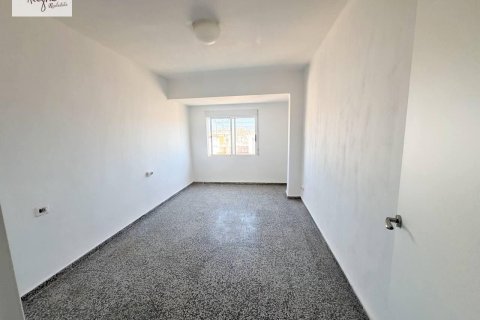 Продажа квартиры в Пуэрто-де-Сагунто, Валенсия, Испания 2 спальни, 77м2 №196079 - фото 18