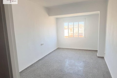 Продажа квартиры в Пуэрто-де-Сагунто, Валенсия, Испания 2 спальни, 77м2 №196079 - фото 19