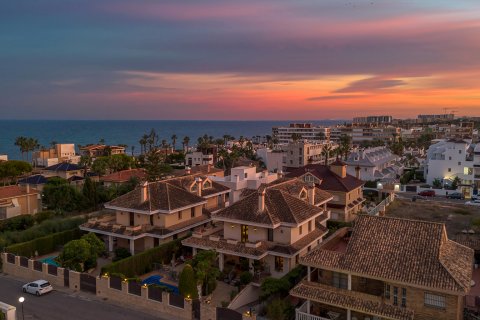 Villa à vendre La Veleta, Alicante, Espagne, 6 chambres, 728 m2 No. 139191 - photo 6