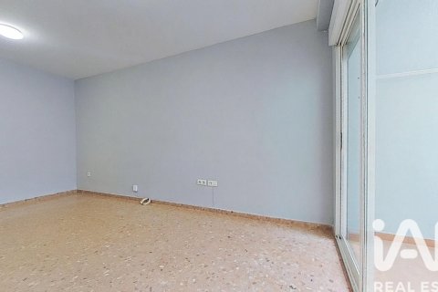 Apartment for sale in Castellon de la Plana, Castellon, Spain 2 bedrooms, 76 sq.m. No. 185452 - photo 6