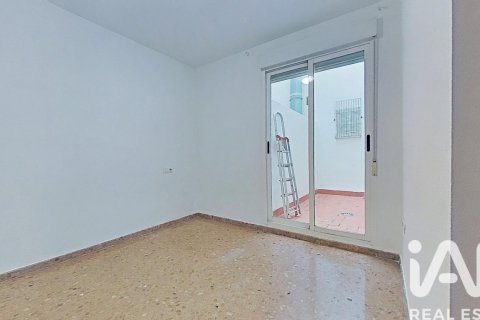 Apartment for sale in Castellon de la Plana, Castellon, Spain 2 bedrooms, 76 sq.m. No. 185452 - photo 12