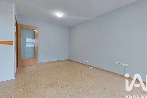 Apartment for sale in Castellon de la Plana, Castellon, Spain 2 bedrooms, 76 sq.m. No. 185452 - photo 5