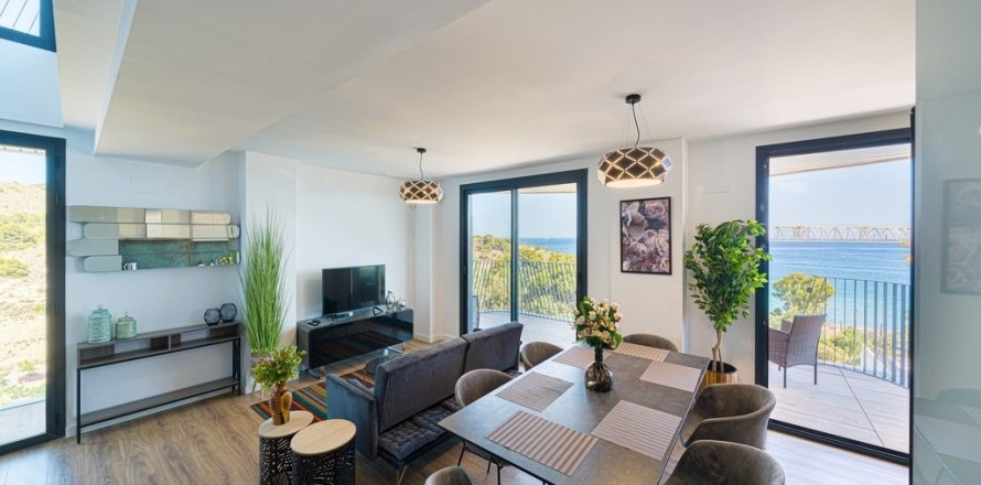 Apartament w Villajoyosa, Alicante, Hiszpania 3 sypialnie, 215 mkw. nr 135607