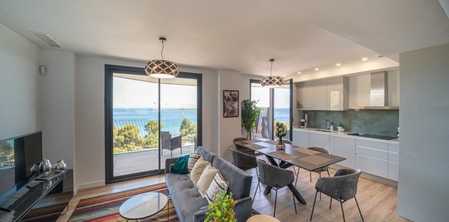 Apartment Villajoyosa, Alicante, Spain 3 bedrooms, 215 sq.m. No. 135607