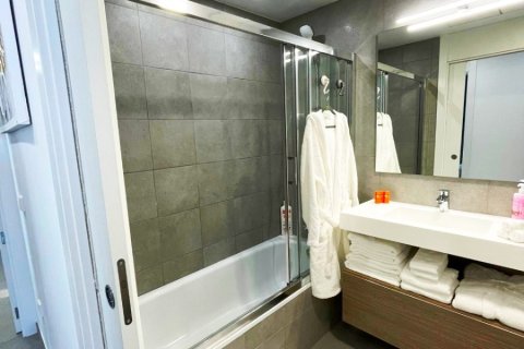Apartamento en venta Villajoyosa, Alicante, España 3 dormitorios, 107 m2 No. 135605 - foto 17