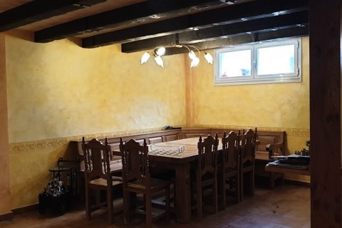 Продажа дома в Леон, Испания 6 спален, 700м2 №154062 - фото 23