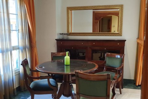 Продажа дома в Леон, Испания 6 спален, 700м2 №154062 - фото 12