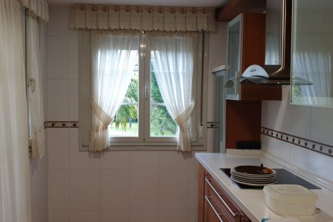 Продажа дома в Леон, Испания 6 спален, 700м2 №154062 - фото 8