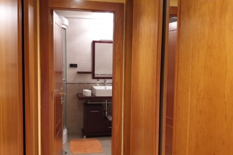 Продажа дома в Леон, Испания 6 спален, 700м2 №154062 - фото 19