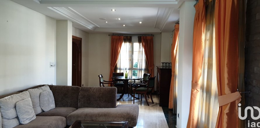 Дом в Леон, Испания 6 спален, 700м2 №154062