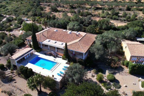 House for sale in San Jorge, Castellon, Spain 5 bedrooms, 725 sq.m. No. 154058 - photo 30