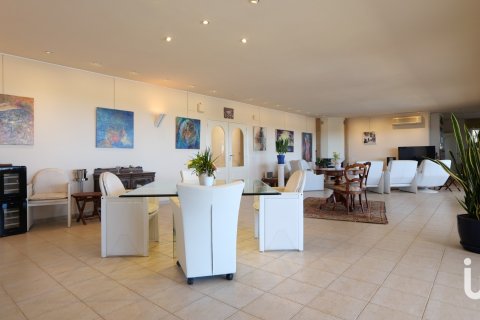 House for sale in San Jorge, Castellon, Spain 5 bedrooms, 725 sq.m. No. 154058 - photo 8