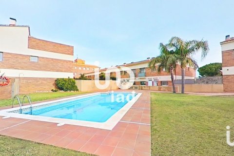Māja pārdošanā Calafell, Tarragona, Spānijā 4 istabas, 220 m2 Nr. 154063 - attēls 3