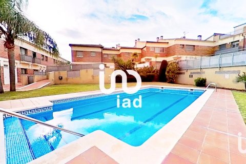 Дом в Калафелл, Таррагона, Испания 4 спальни, 220м2 №154063