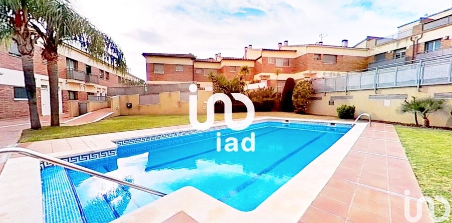 Māja Calafell, Tarragona, Spānijā 4 istabas, 220 m2 Nr. 154063