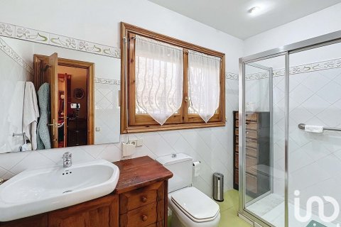 Продажа дома в Лерида, Испания 5 спален, 315м2 №154061 - фото 15