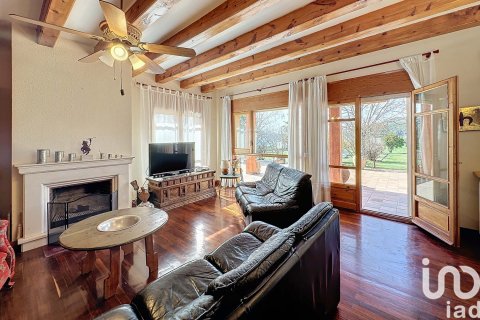 Продажа дома в Лерида, Испания 5 спален, 315м2 №154061 - фото 3