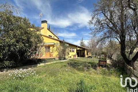 Продажа дома в Лерида, Испания 5 спален, 315м2 №154061 - фото 9