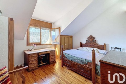 Продажа дома в Лерида, Испания 5 спален, 315м2 №154061 - фото 23