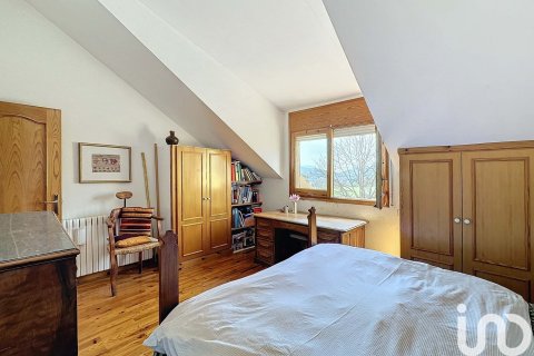 Продажа дома в Лерида, Испания 5 спален, 315м2 №154061 - фото 24