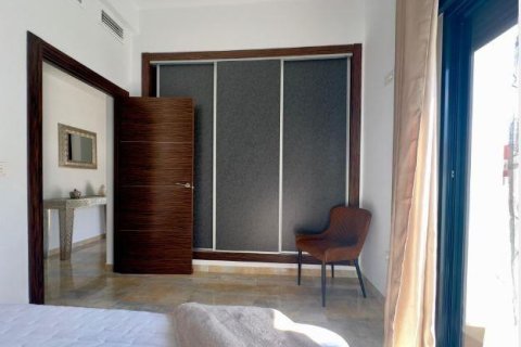 Huvila myytävänä Torre de la Horadada, Alicante, Espanja, 4 makuuhuonetta, 144 m2 No. 163129 - kuva 22