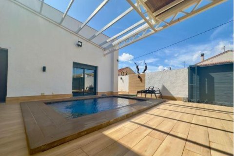 Huvila myytävänä Torre de la Horadada, Alicante, Espanja, 4 makuuhuonetta, 144 m2 No. 163129 - kuva 5