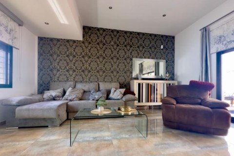 Huvila myytävänä Torre de la Horadada, Alicante, Espanja, 4 makuuhuonetta, 144 m2 No. 163129 - kuva 12