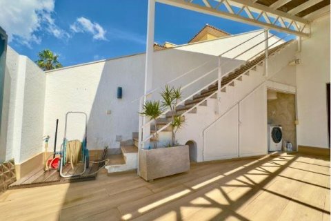 Huvila myytävänä Torre de la Horadada, Alicante, Espanja, 4 makuuhuonetta, 144 m2 No. 163129 - kuva 4