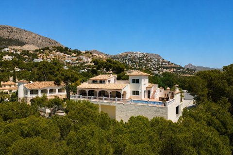 Villa zum Verkauf in Altea, Alicante, Spanien 5 Schlafzimmer, 326 m2 Nr. 181069 - Foto 1