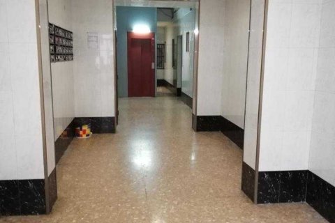 Apartment à vendre à Ripollet, Barcelona, Espagne, 3 chambres, 76 m2 No. 192364 - photo 4