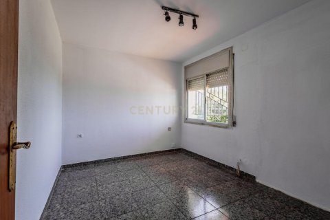 Talo myytävänä Sant Iscle de Vallalta, Barcelona, Espanja, 5 makuuhuonetta, 192 m2 No. 192366 - kuva 27