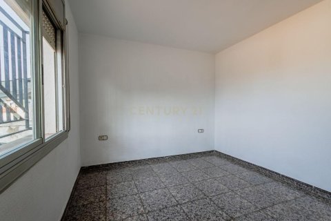 Talo myytävänä Sant Iscle de Vallalta, Barcelona, Espanja, 5 makuuhuonetta, 192 m2 No. 192366 - kuva 14