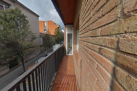 Apartment à vendre à Castellar Del Valles, Barcelona, Espagne, 3 chambres, 76 m2 No. 192367 - photo 2