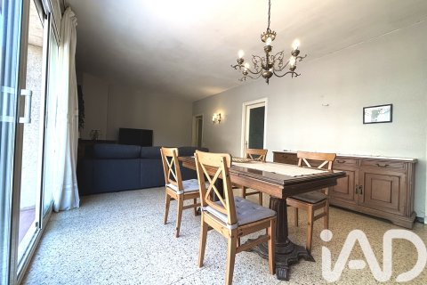 Apartment for sale in Sabadell, Barcelona, Spain 5 bedrooms,  No. 188295 - photo 3