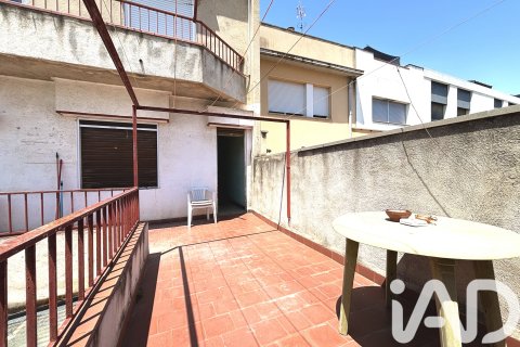 Apartment for sale in Sabadell, Barcelona, Spain 5 bedrooms,  No. 188295 - photo 8