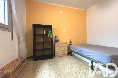 Apartment for sale in Sabadell, Barcelona, Spain 5 bedrooms,  No. 188295 - photo 18