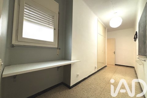 Apartment for sale in Sabadell, Barcelona, Spain 5 bedrooms,  No. 188295 - photo 20