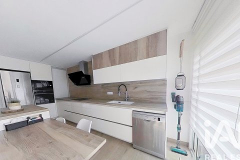 Townhouse for sale in Cambrils, Tarragona, Spain 4 bedrooms, 143 sq.m. No. 188294 - photo 14
