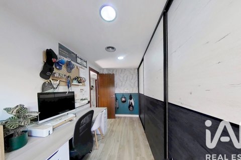Townhouse for sale in Cambrils, Tarragona, Spain 4 bedrooms, 143 sq.m. No. 188294 - photo 13