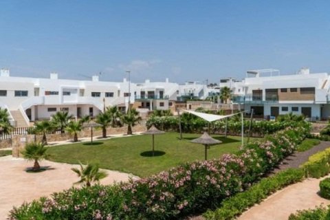 Bungalo pārdošanā Vistabella, Alicante, Spānijā 2 istabas, 81 m2 Nr. 196088 - attēls 3