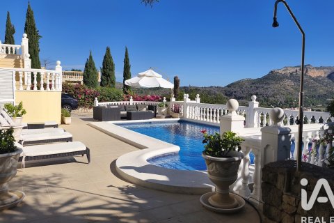 House à vendre à Pedreguer, Alicante, Espagne, 6 chambres, 394 m2 No. 172061 - photo 3