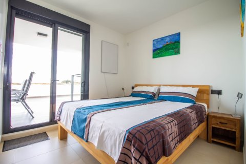 Продажа квартиры в Лас Рамблас, Аликанте, Испания 2 спальни, 82м2 №145892 - фото 11