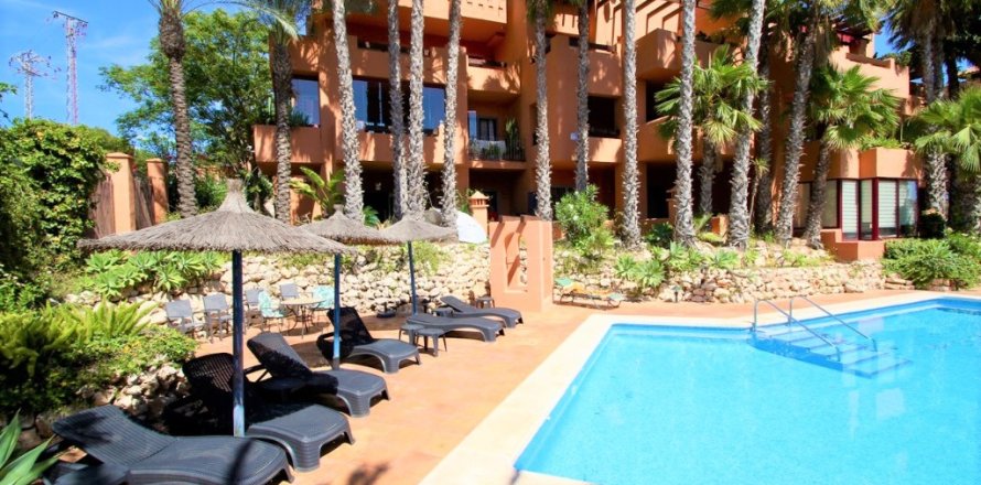 Apartamento en Villamartin, Alicante, España 3 dormitorios, 153 m2 No. 145111