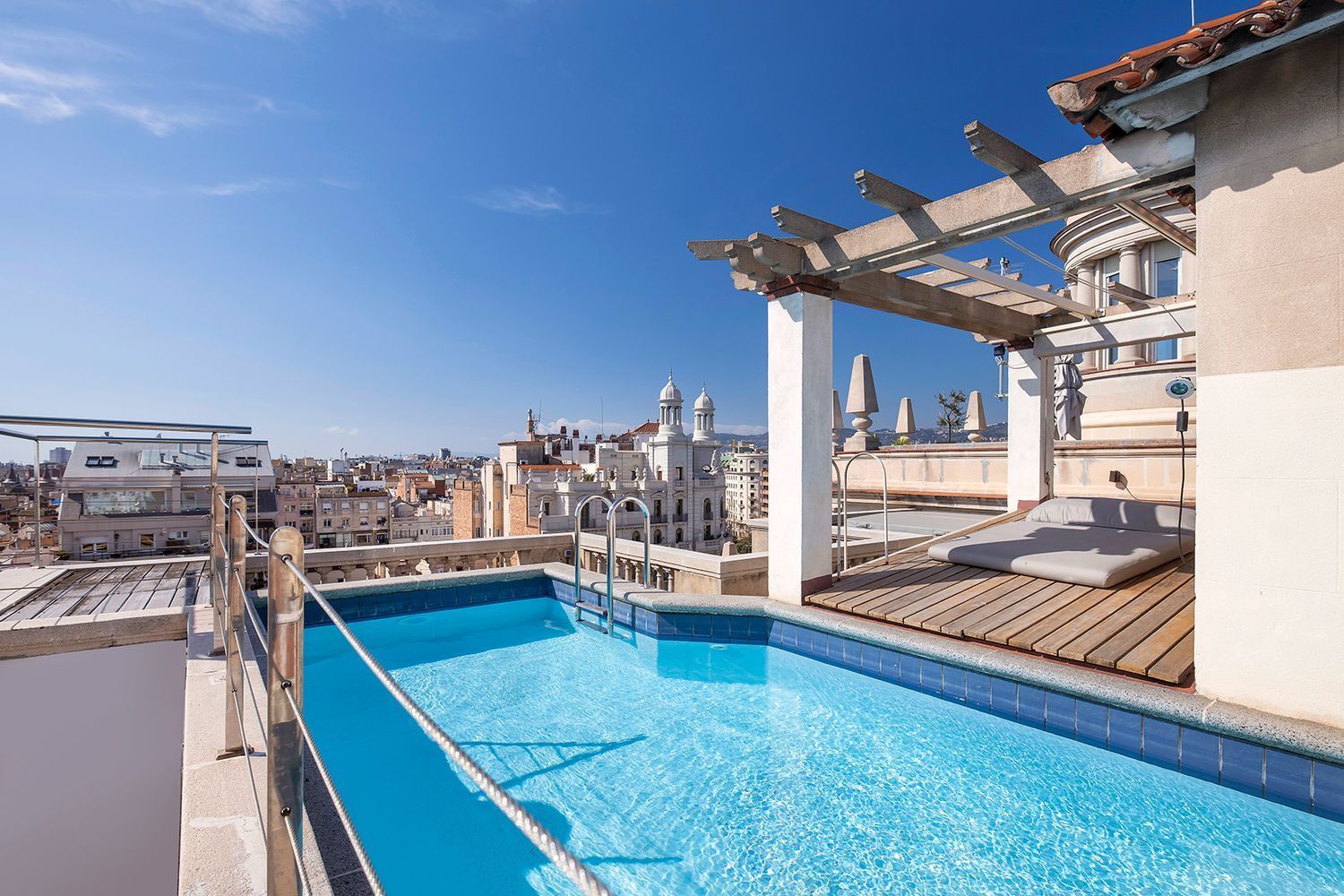 Dzīvoklis Barcelona, Spānijā 5 istabas, 385 m2 Nr. 160746