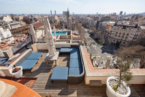 Apartment for sale in Barcelona, Spain 5 bedrooms, 385 sq.m. No. 160746 - photo 3